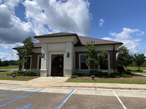 1934 Spillway Rd, Brandon, MS for sale Building Photo- Image 1 of 1