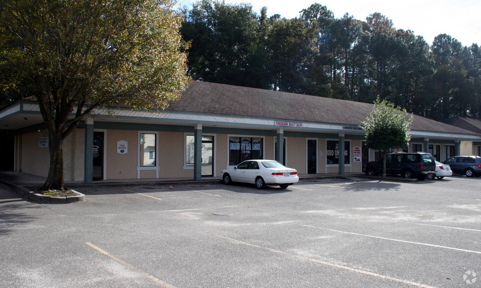 5560-5566 Timuquana Rd, Jacksonville, FL for sale - Building Photo - Image 3 of 3