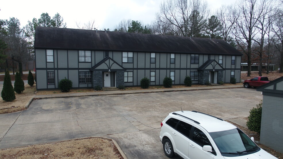 1906 W Matthews Ave, Jonesboro, AR for sale - Primary Photo - Image 1 of 1