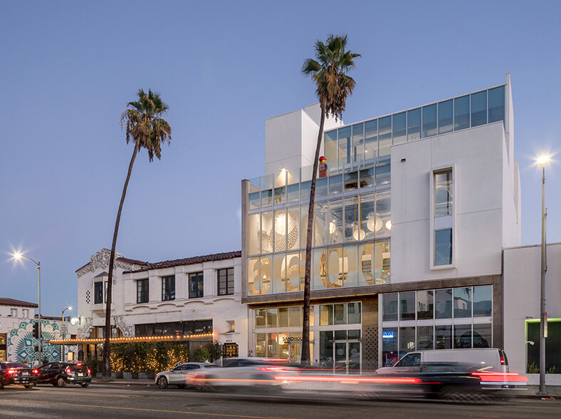 6600 W Sunset Blvd, Hollywood, CA for rent - Primary Photo - Image 1 of 21