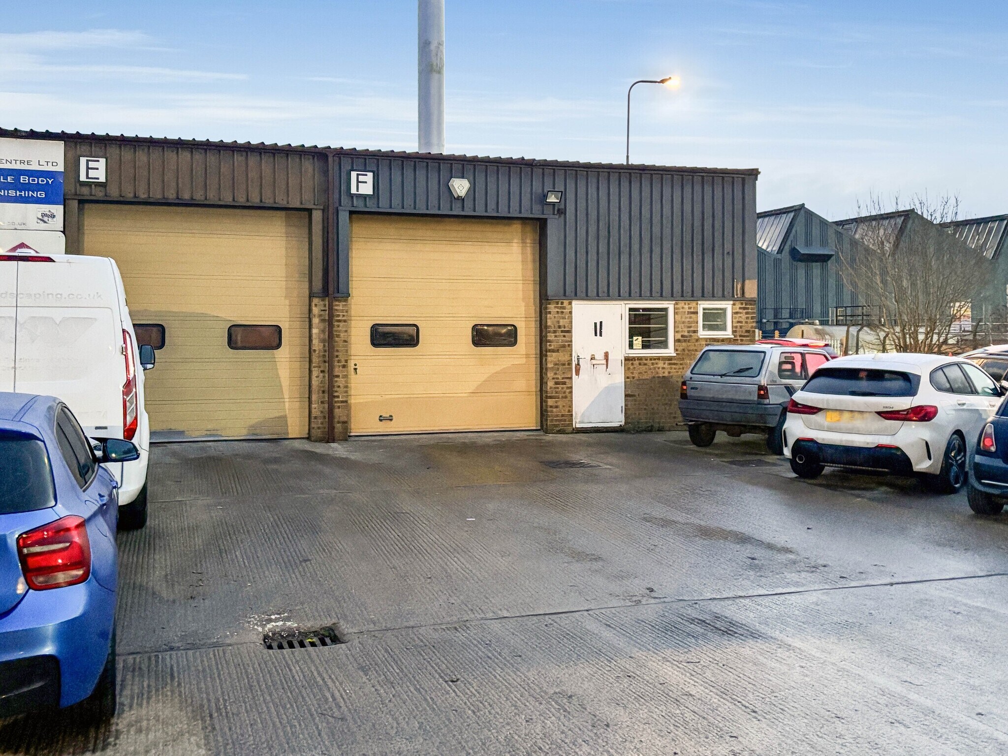 Newman Ct, Witney to rent Building Photo- Image 1 of 2