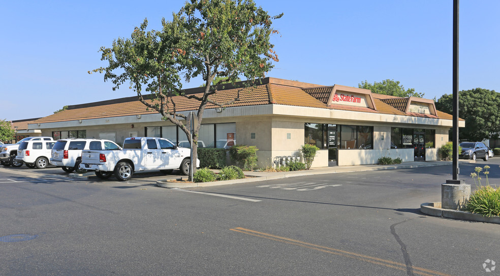 3340 Tully Rd, Modesto, CA for rent - Building Photo - Image 2 of 2