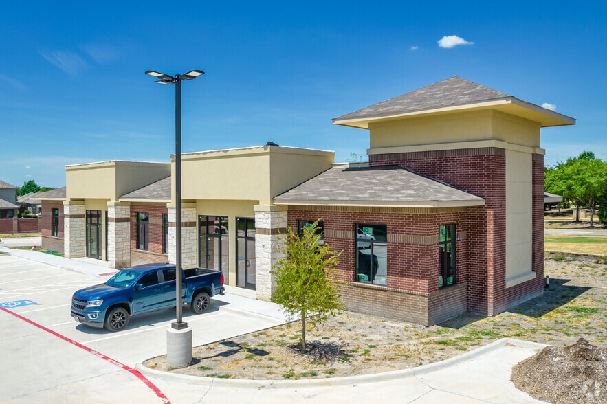 1001 Travis Ranch Blvd, Forney 75126 UK