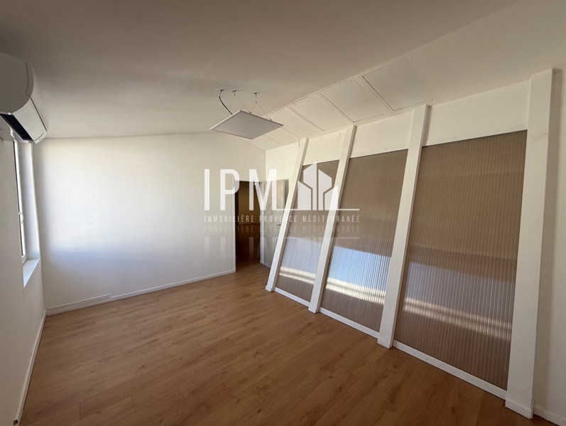56 Rue Du Fauge, 13400 Aubagne, Aubagne to rent Interior Photo- Image 1 of 9