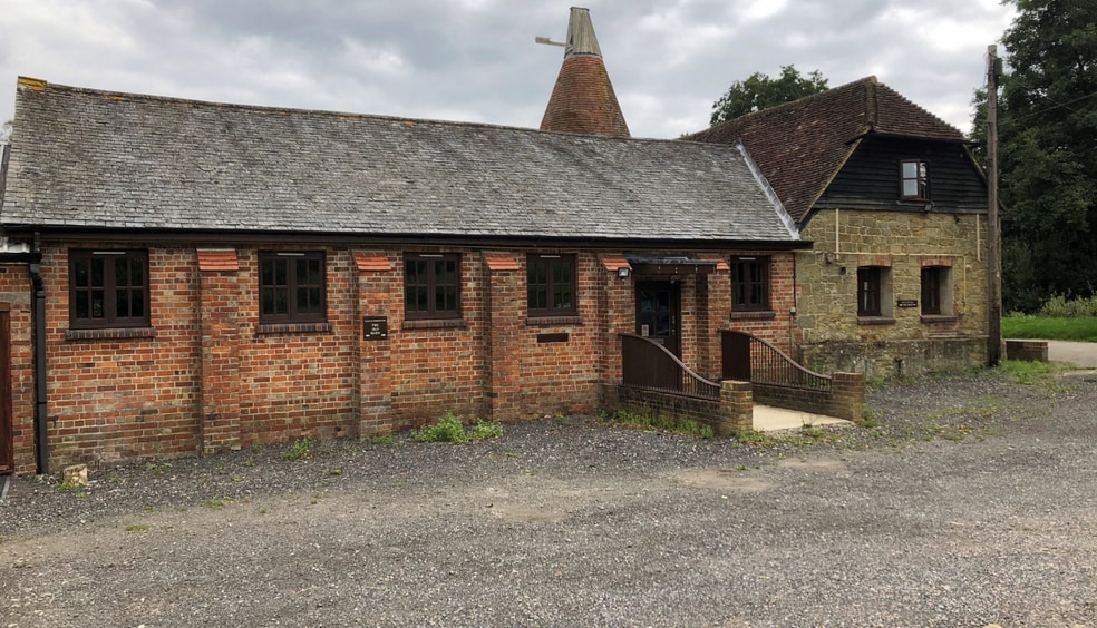 Cherry Gardens Hl, Groombridge to rent - Building Photo - Image 2 of 3
