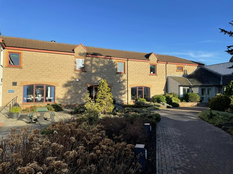 Hallyards Rd, Newbridge to rent - Building Photo - Image 1 of 12