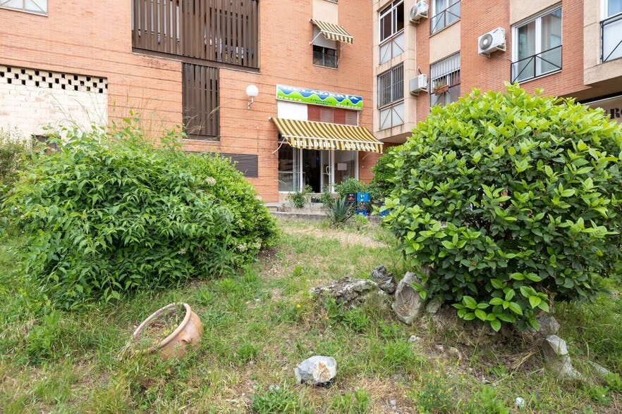 Calle Gabriela Mistral, 2, Granada, Granada for sale - Building Photo - Image 2 of 25