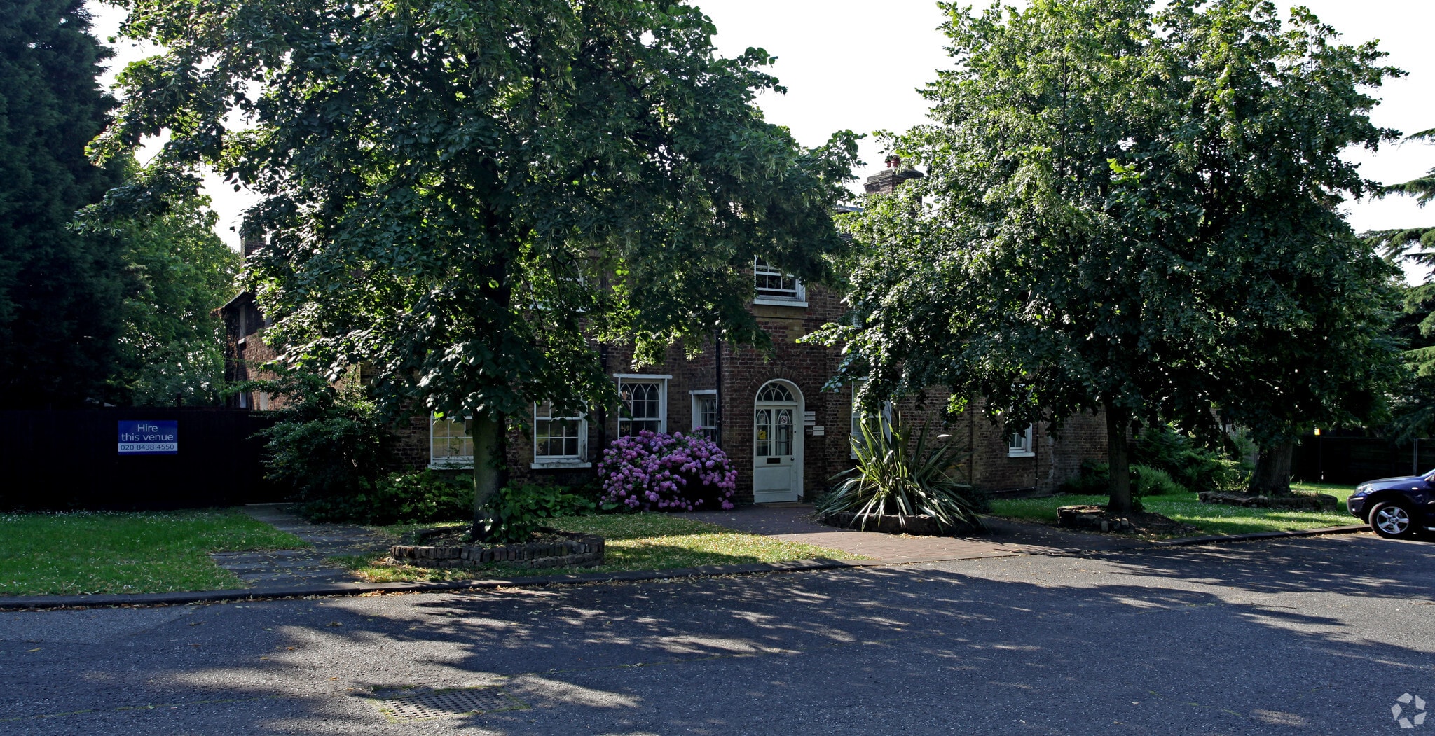 Neasden Ln, London for sale Building Photo- Image 1 of 1