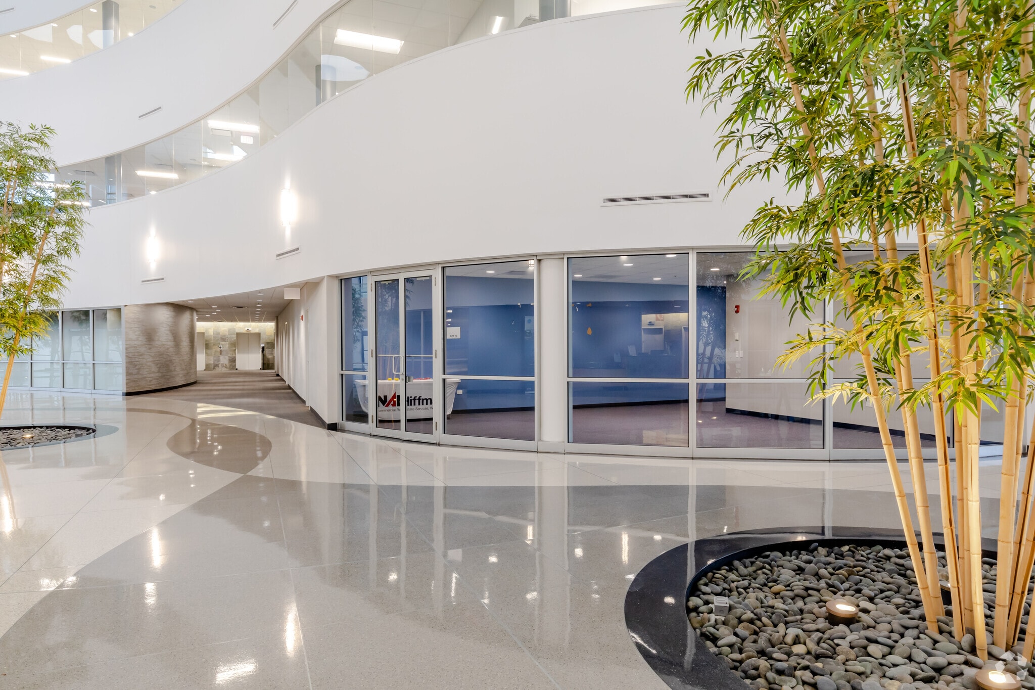 1100 E Warrenville Rd, Naperville, IL to rent Interior Photo- Image 1 of 7