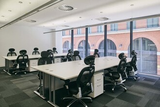 2 Brunswick Sq, Birmingham to rent Interior Photo- Image 2 of 16