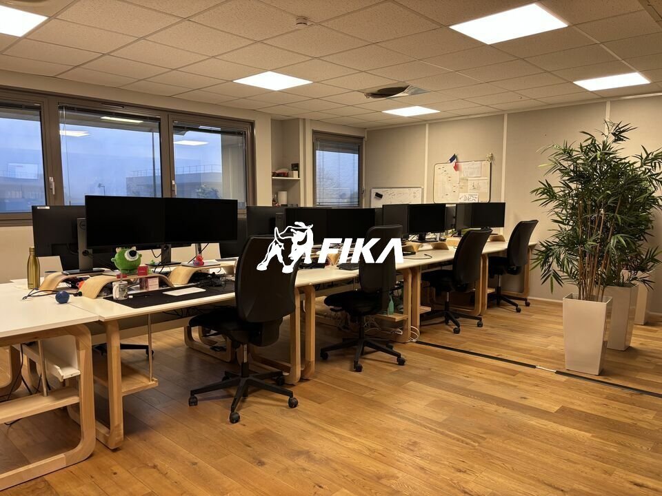 Office in Toulouse for sale Interior Photo- Image 1 of 3