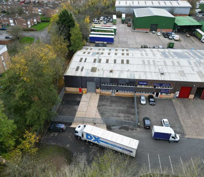 Ryehill Clos, Northampton to rent - Building Photo - Image 3 of 9