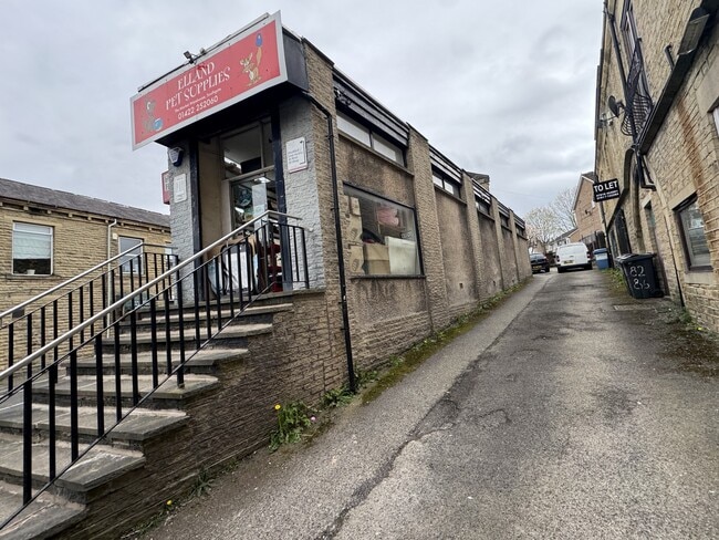 More details for 88 Southgate, Elland - Retail for Sale