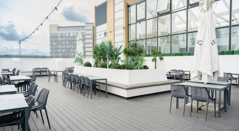 38 Carver St, Sheffield to rent - Building Photo - Image 2 of 12