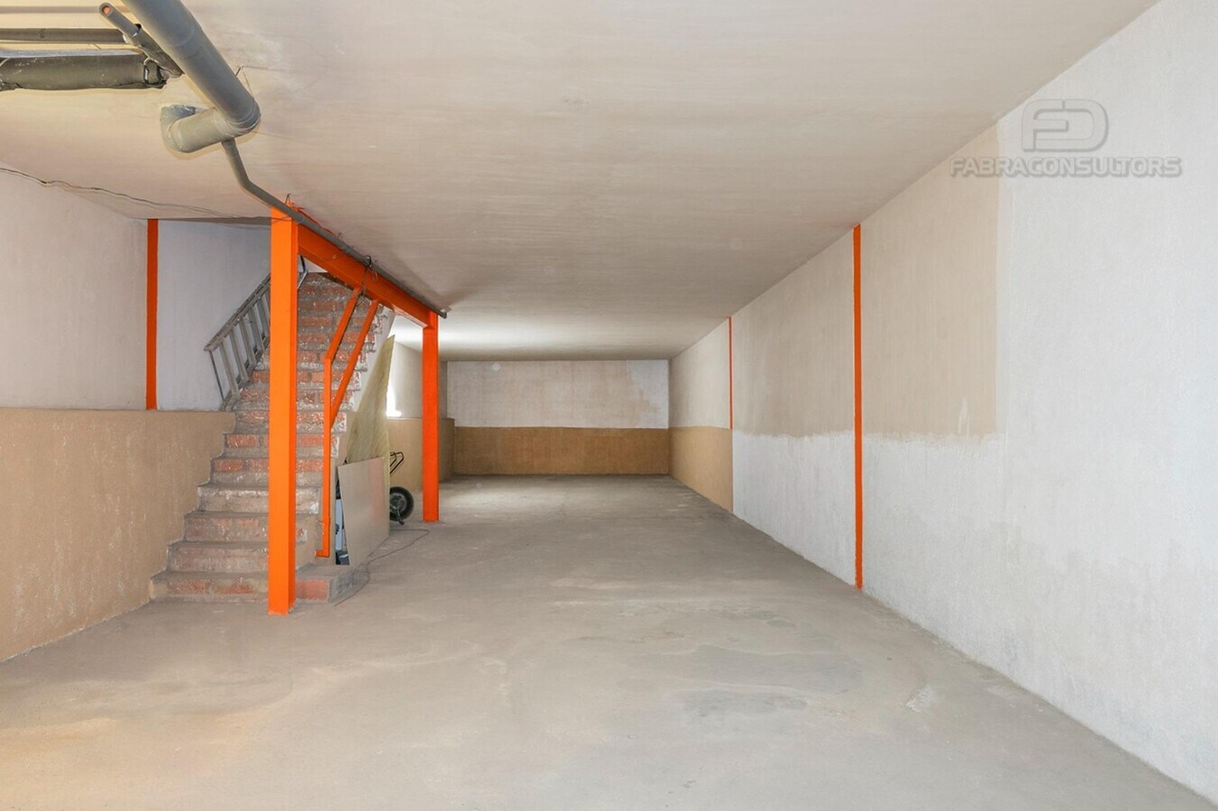 Badalona, BAR 08913 -  -  - Interior Photo - Image 1 of 10