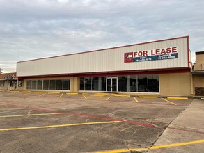 2312 Palmer Hwy, Texas City, TX for rent Building Photo- Image 1 of 7