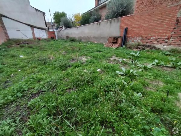 Land in Sevilla la Nueva, Madrid for sale Primary Photo- Image 1 of 7