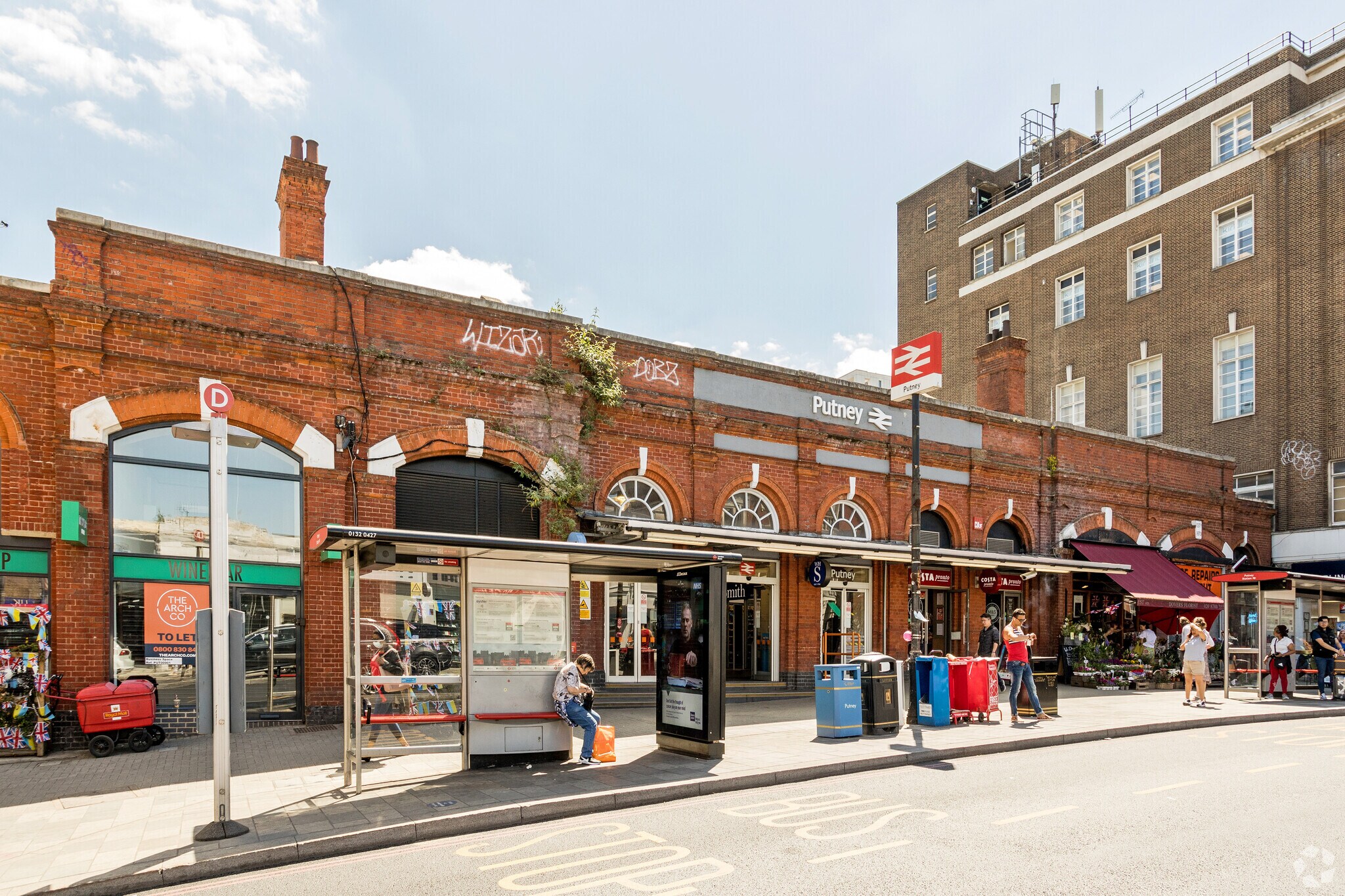 161-167 Putney High St, London for sale Primary Photo- Image 1 of 1