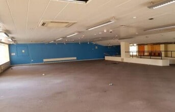 68 The Broadway, Southall to rent Interior Photo- Image 1 of 5