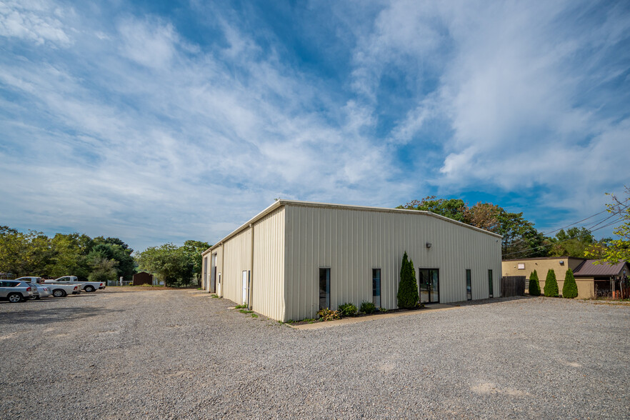 1568 Mars Evans City Rd, Evans City, PA for sale - Primary Photo - Image 1 of 1