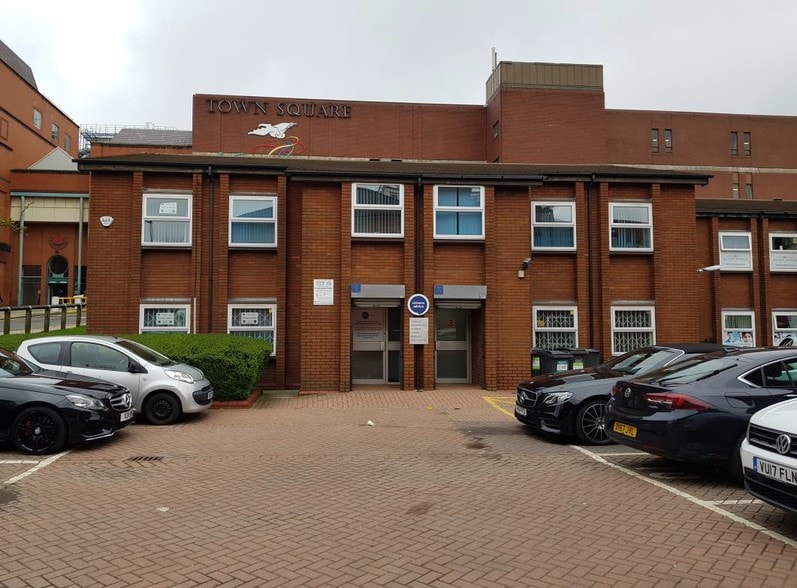 Peter St, Oldham for sale - Primary Photo - Image 1 of 1