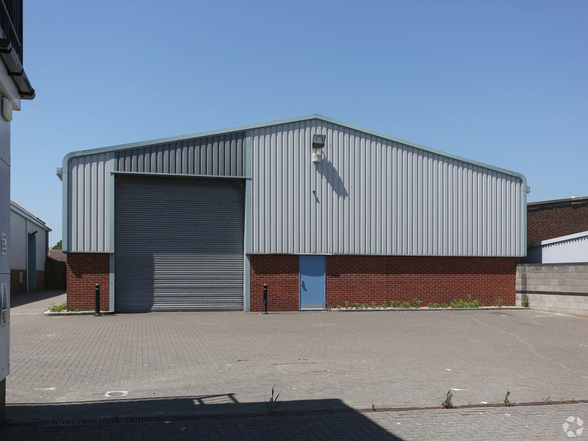 North Clos, Folkestone to rent Primary Photo- Image 1 of 3