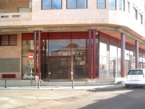 Retail in Tortosa, Tarragona to rent Building Photo- Image 1 of 3