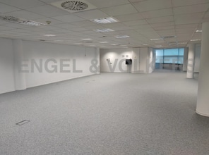 Office in Badalona, Barcelona to rent Interior Photo- Image 1 of 10