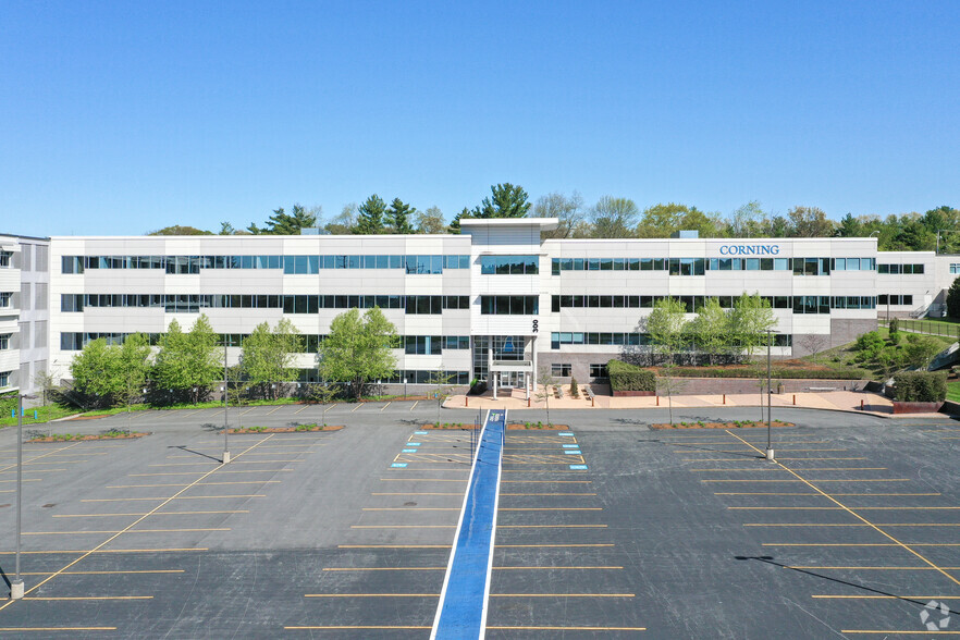 300 Innovation Dr, Tewksbury, MA for rent - Building Photo - Image 1 of 16