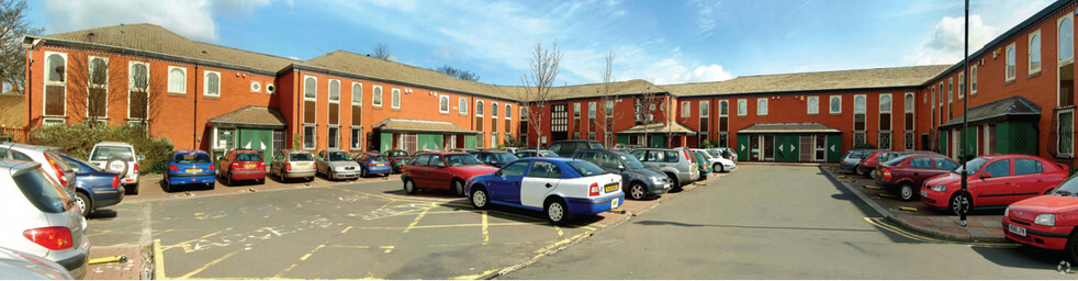 West Percy St, North Shields for rent - Building Photo - Image 2 of 3