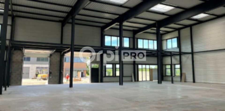 25 Route De Lyon, Saint-Priest to rent - Interior Photo - Image 2 of 5