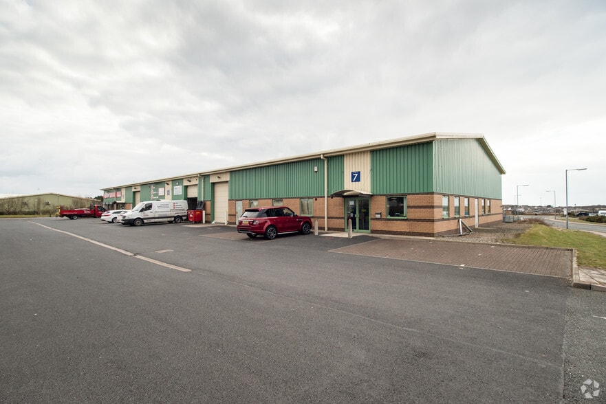 Phoenix Rd, Barrow In Furness to rent - Primary Photo - Image 1 of 3