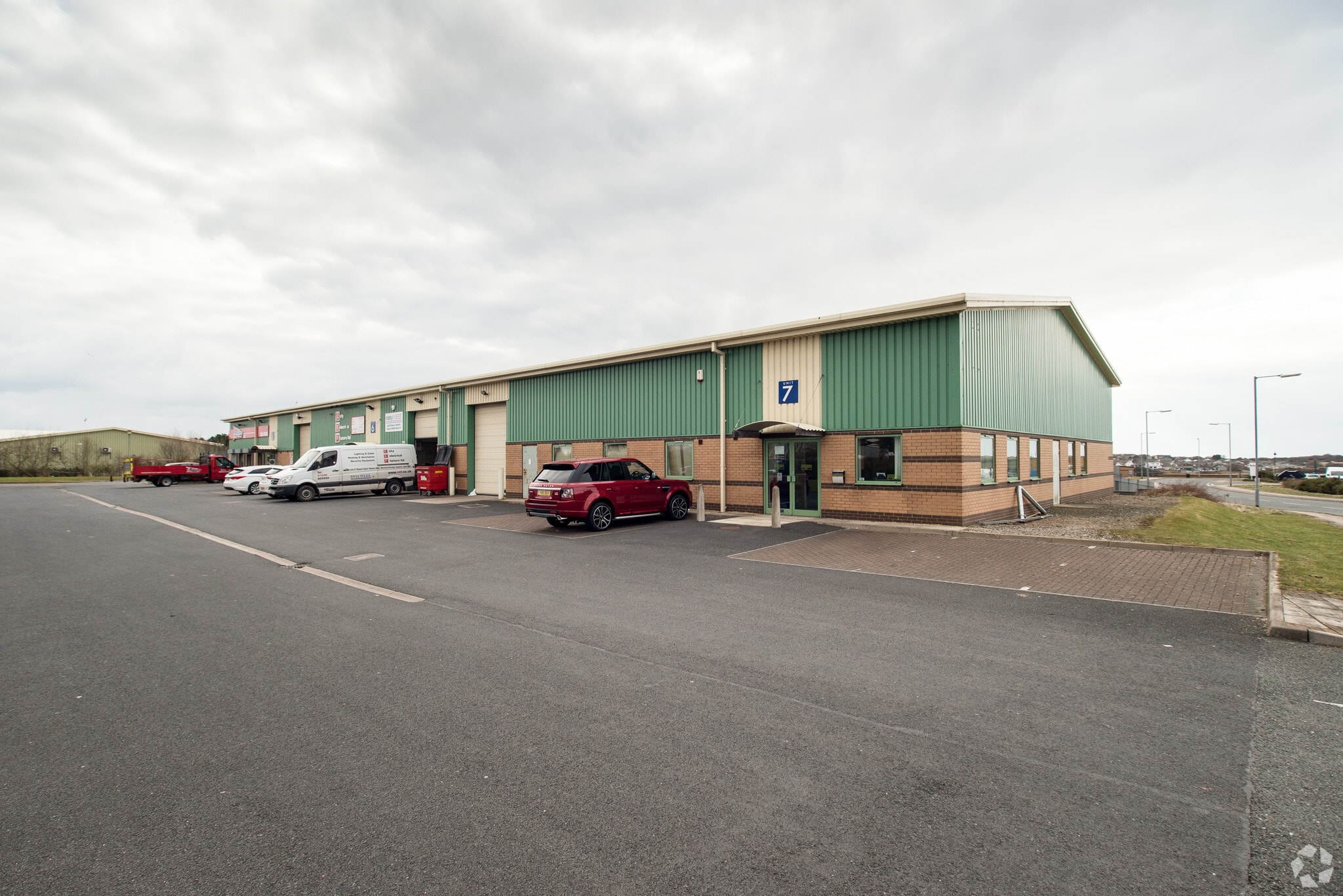 Phoenix Rd, Barrow In Furness to rent Primary Photo- Image 1 of 4