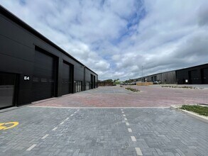 Cooil Road, Isle Of Man to rent Building Photo- Image 2 of 4