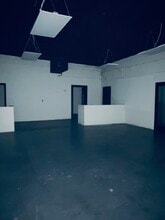 5024-5026 Vineland Ave, North Hollywood, CA to rent Interior Photo- Image 1 of 10