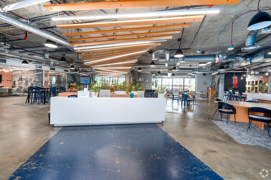 1140 3rd St NE, Washington, DC to rent - Interior Photo - Image 2 of 19