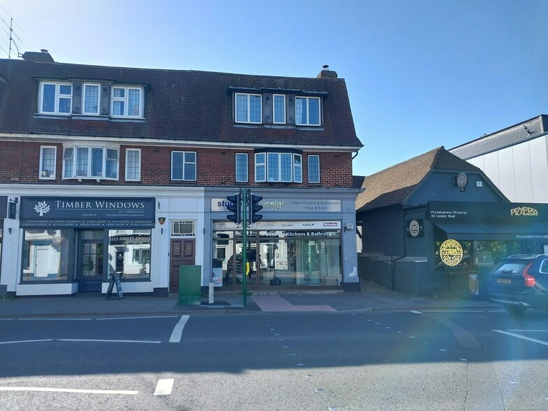 1 Broomhall Buil, Windsor for sale - Building Photo - Image 3 of 16