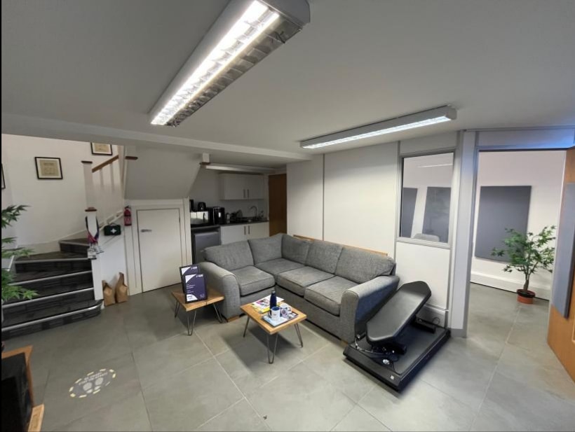 6 Church St, Barrow Upon Soar to rent Interior Photo- Image 1 of 2