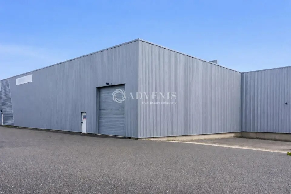 Location Local d'activités 1 163 m² - Photo 1
