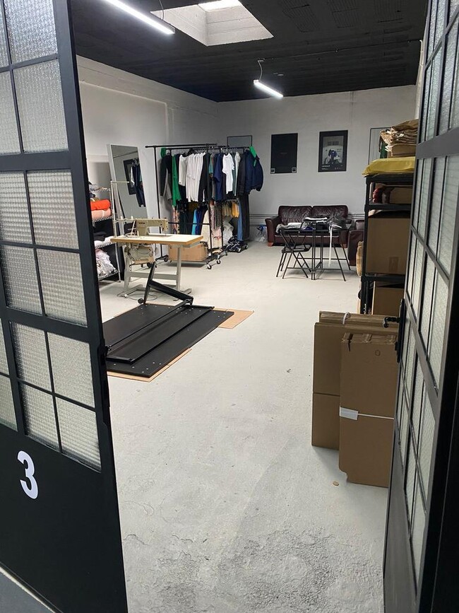 More details for 7-9 Ingate Pl, London - Industrial to Rent