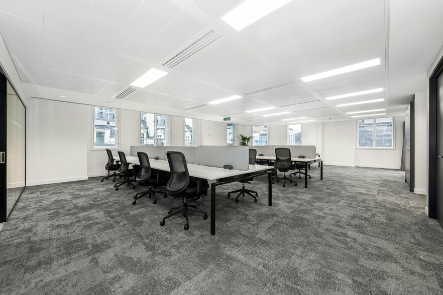 7 Swallow Pl, London to rent - Building Photo - Image 3 of 31