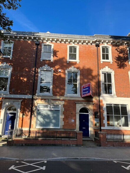 17-20 Windsor Pl, Cardiff to rent - Building Photo - Image 2 of 3