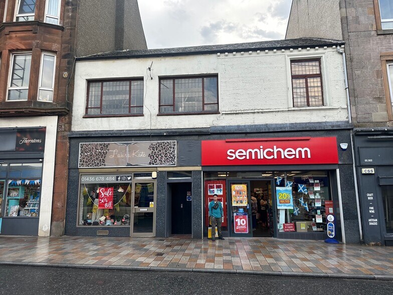 20 Sinclair St, Helensburgh to rent - Building Photo - Image 1 of 3