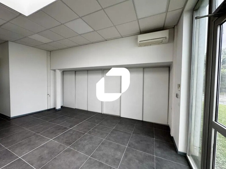 5 Avenue Victor Hugo, Échirolles to rent - Interior Photo - Image 3 of 10