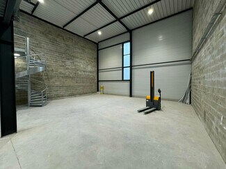 More details for Light Industrial to Rent
