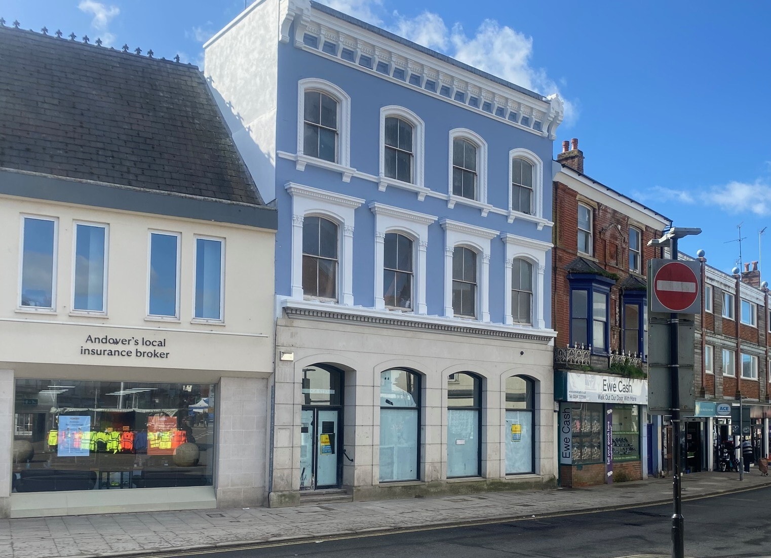 9 Bridge St, Andover to rent Primary Photo- Image 1 of 2