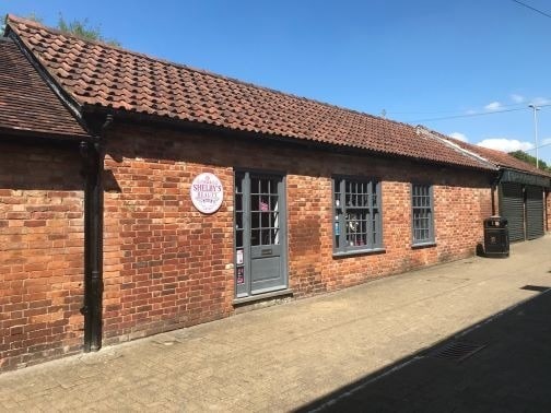 George Yard, Andover to rent - Building Photo - Image 1 of 11