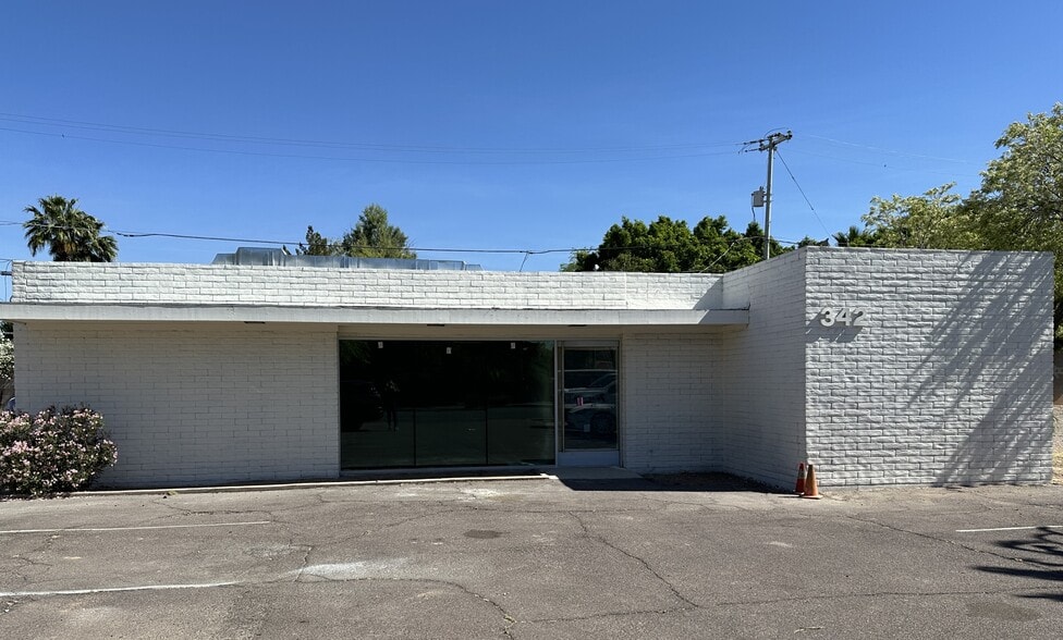 342 E Thomas Rd, Phoenix, AZ for rent - Building Photo - Image 1 of 8