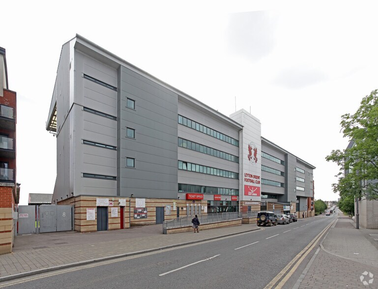 75 Oliver Rd, London for sale - Primary Photo - Image 1 of 1