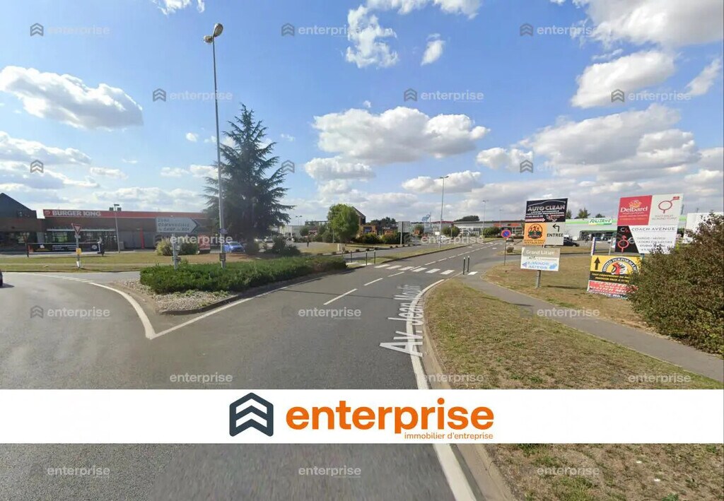 Vente Commerce 350 m² - Photo 1